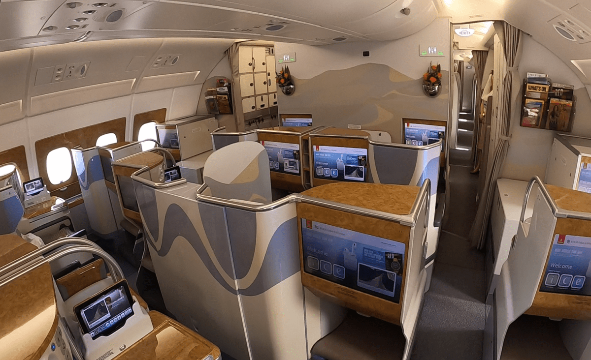 Emirates Business Class Review - Top Snow video
